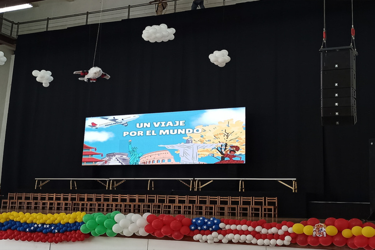 pantalla 6x2 como escenario para evento infantil